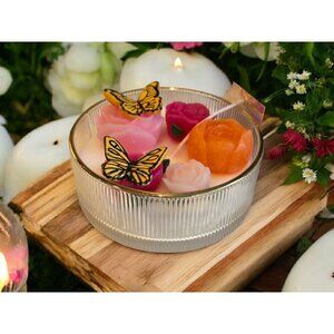 New RACHEL ZOE BOTANICAL GARDENS Flower / Butterfly SCENTED CANDLE Room Decor